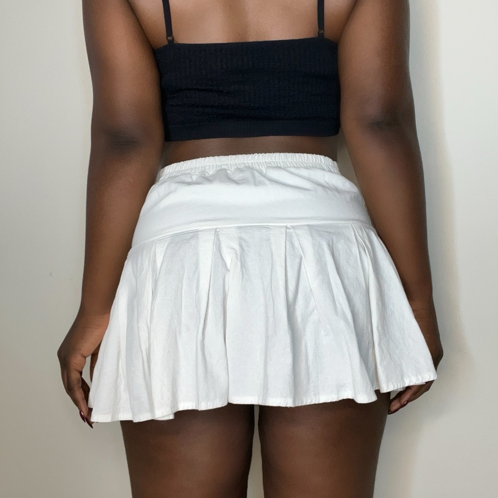 MINI WHITE SKIRT